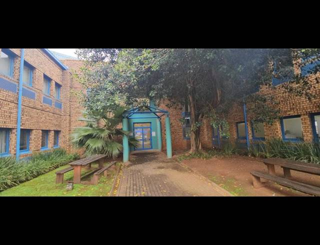 INDUSTRIAL PROPERTY TO RENT IN RANDJESPARK